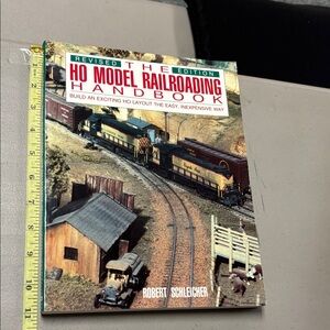 HO Model Railroading Handbook by Robert Schleicher